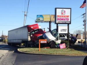 berks county trucking crash